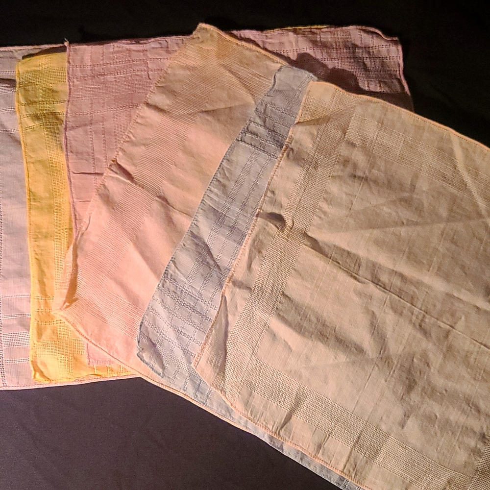 Lot of 6 Vintage (40s & 50s) Handkerchiefs